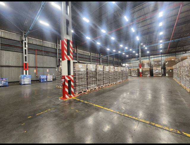 24,910M² WAREHOUSE TO LET IN WADEVILLE
